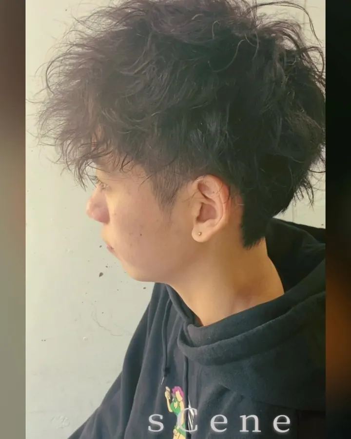 フェード・メンズパーマのヘアスタイル