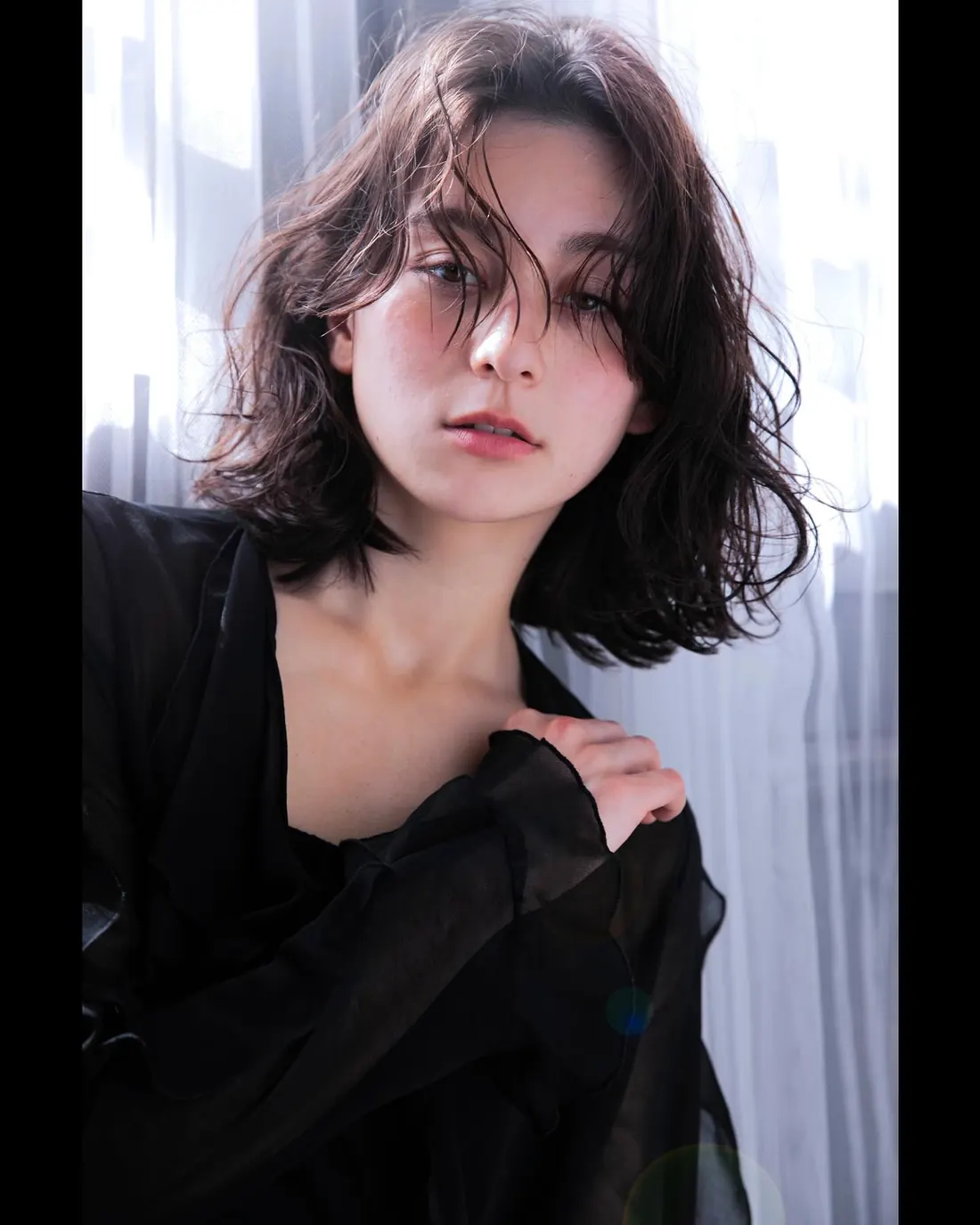 ミディアムのヘアスタイル