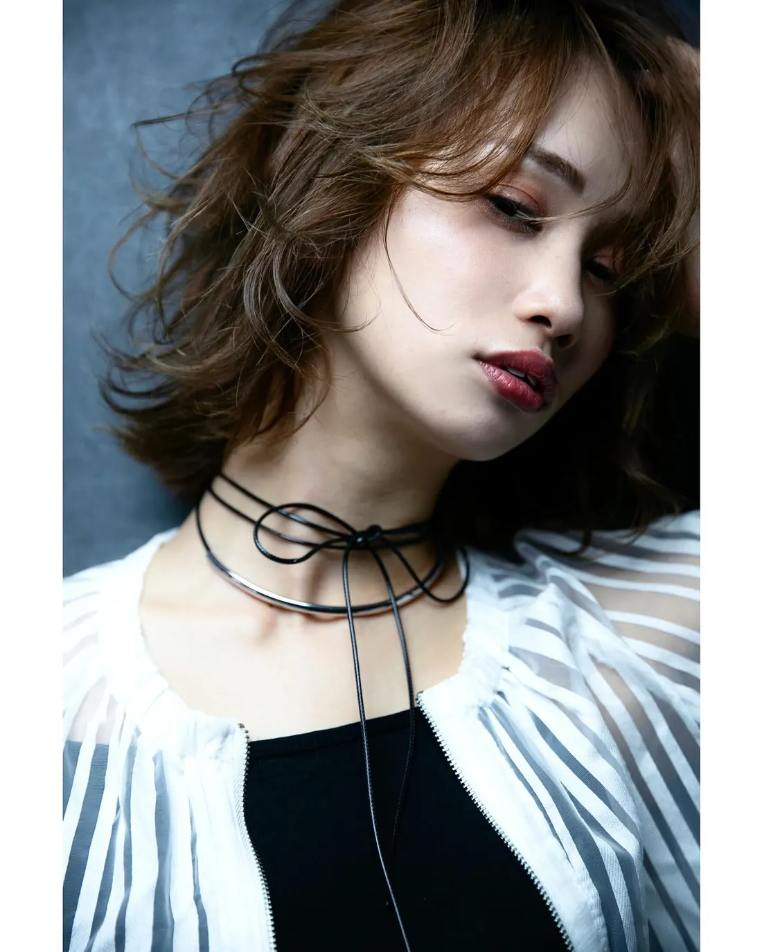 ミディアムのヘアスタイル