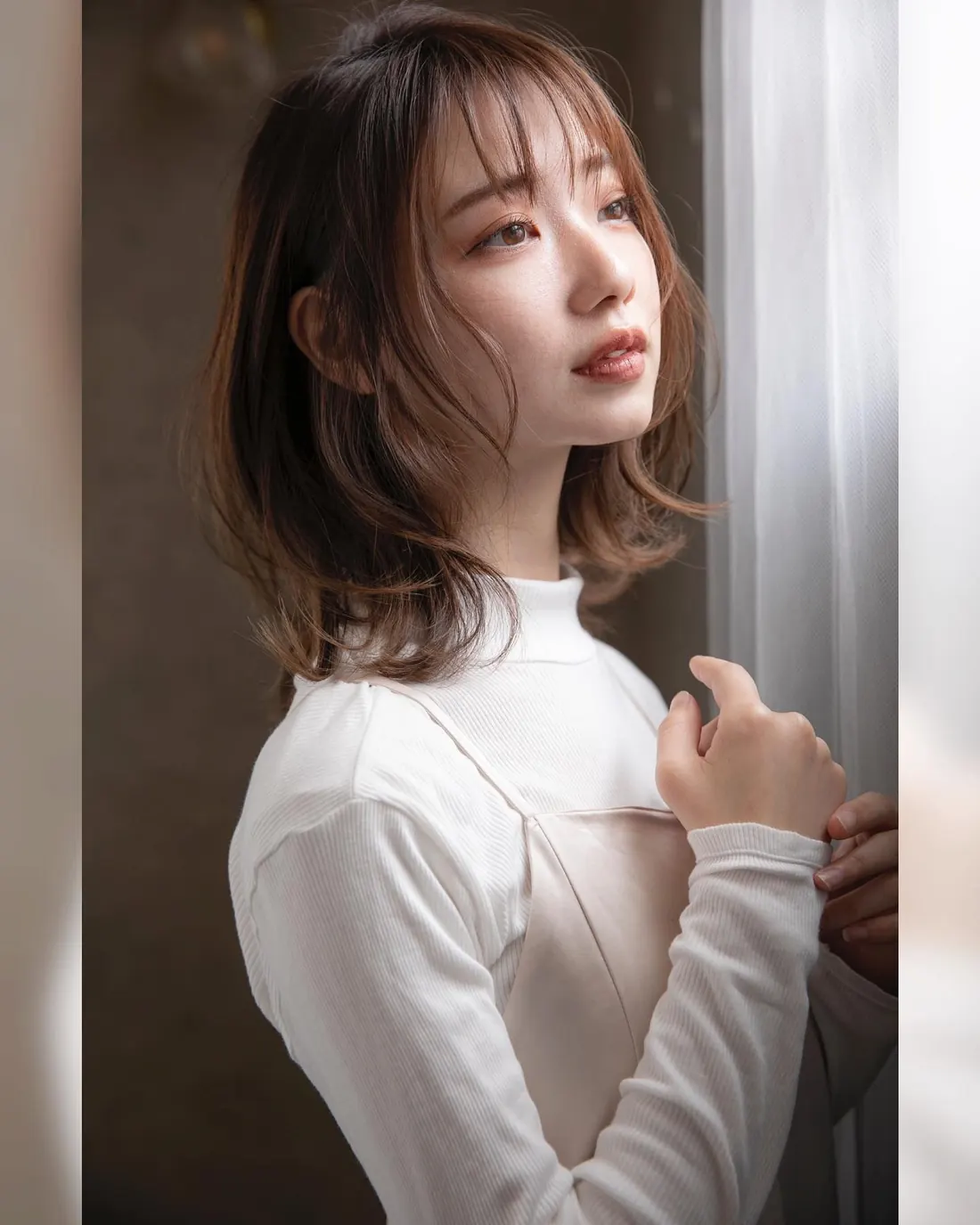 ミディアムのヘアスタイル