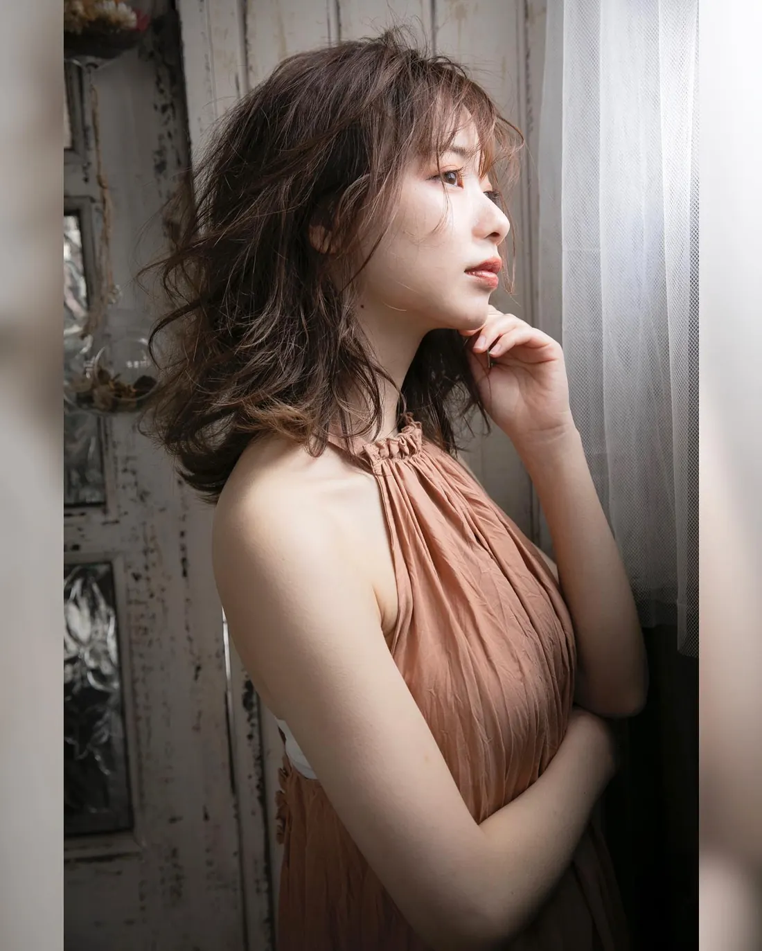 ミディアムのヘアスタイル