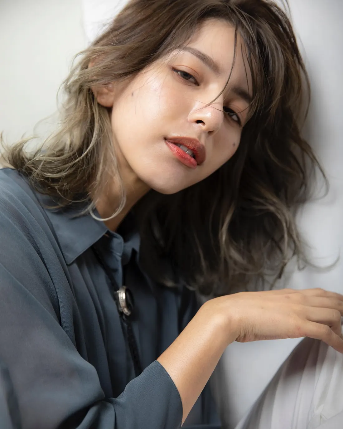 ミディアムのヘアスタイル