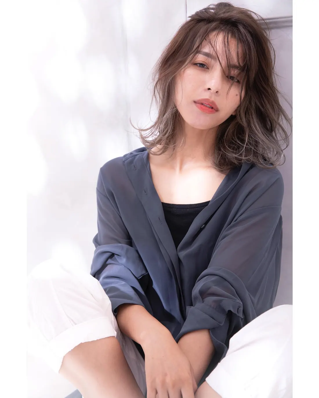 ミディアムのヘアスタイル