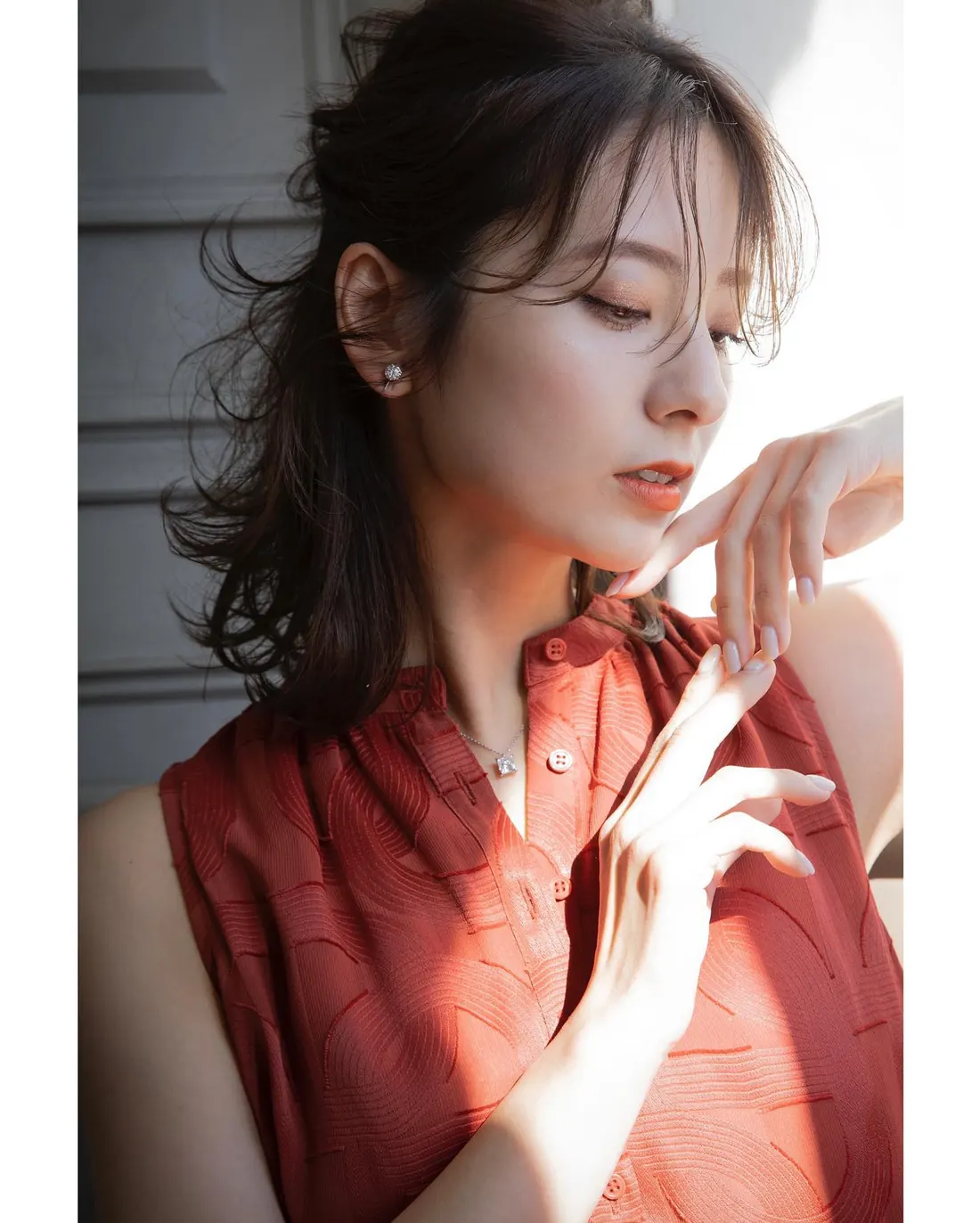 ミディアムのヘアスタイル