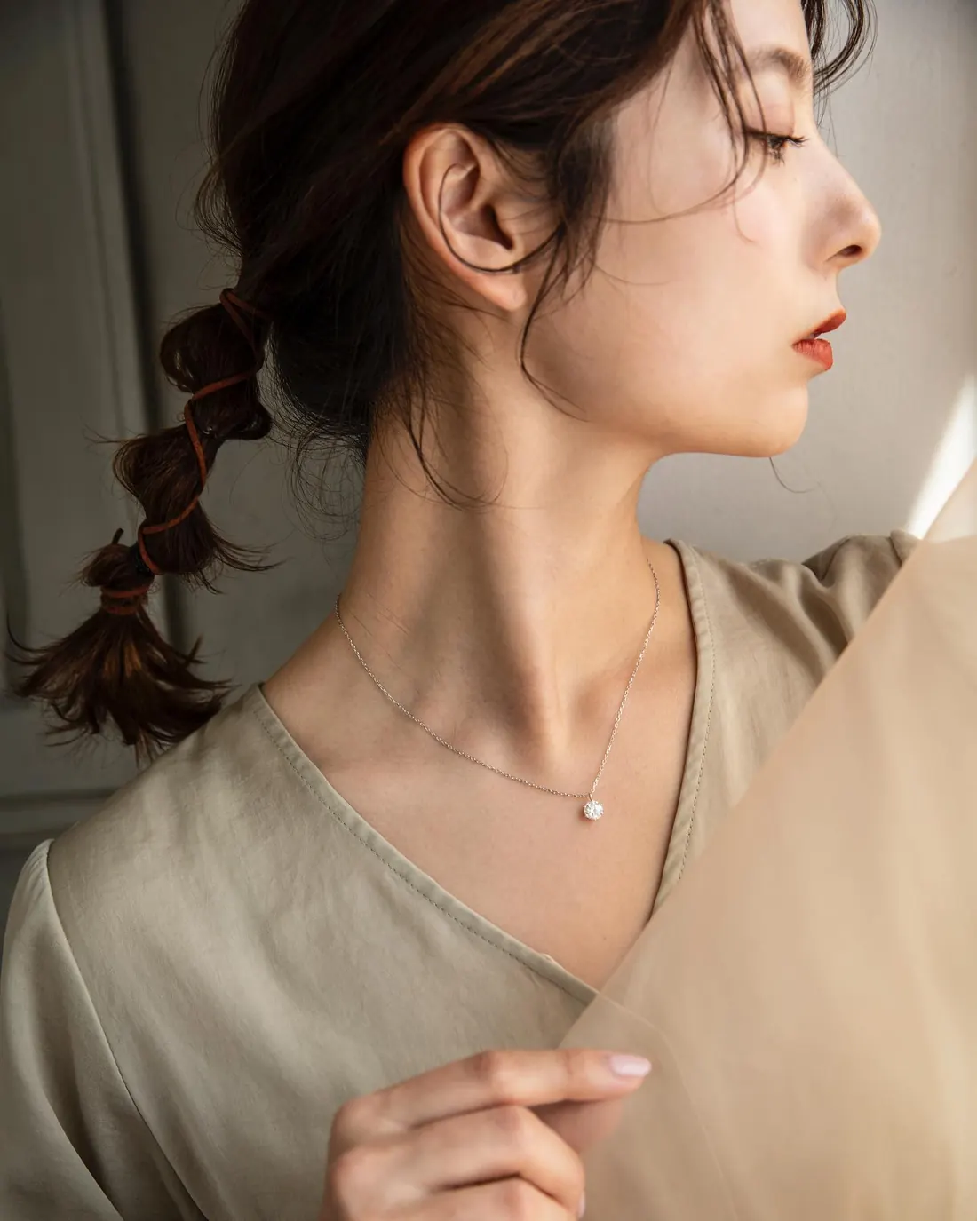 ミディアムのヘアスタイル